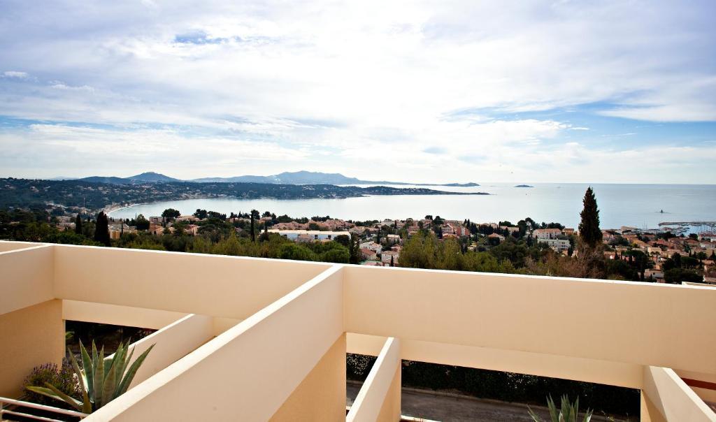 Residence Le Bosquet Бандол Екстериор снимка