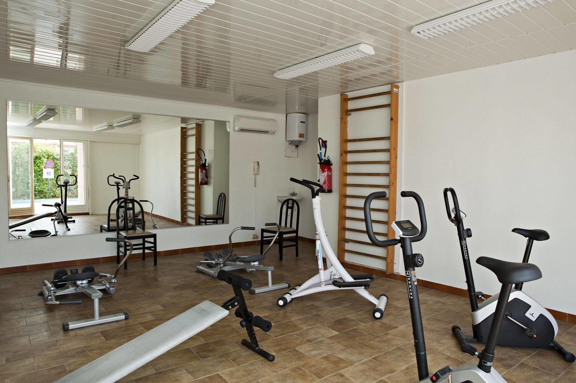 Residence Le Bosquet Бандол Екстериор снимка